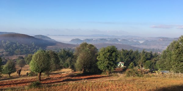 Trekking from Kalaw to Inle Lake