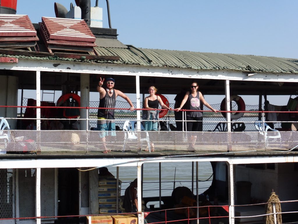 Myanmar. Boat Mandalay-Bagan